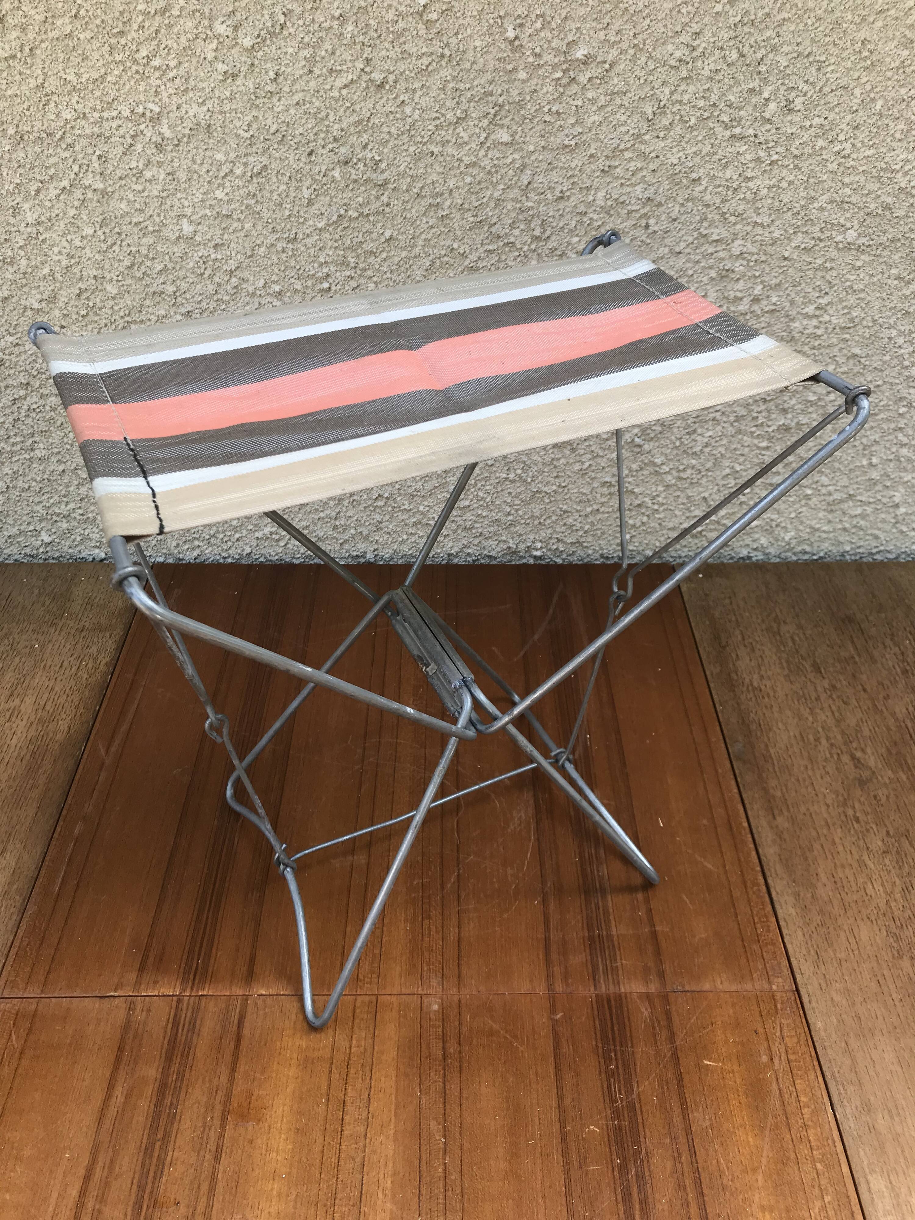 Series Of 4 Metal Garden Folding Stools - Multicolour Fabric Vintage Camping
