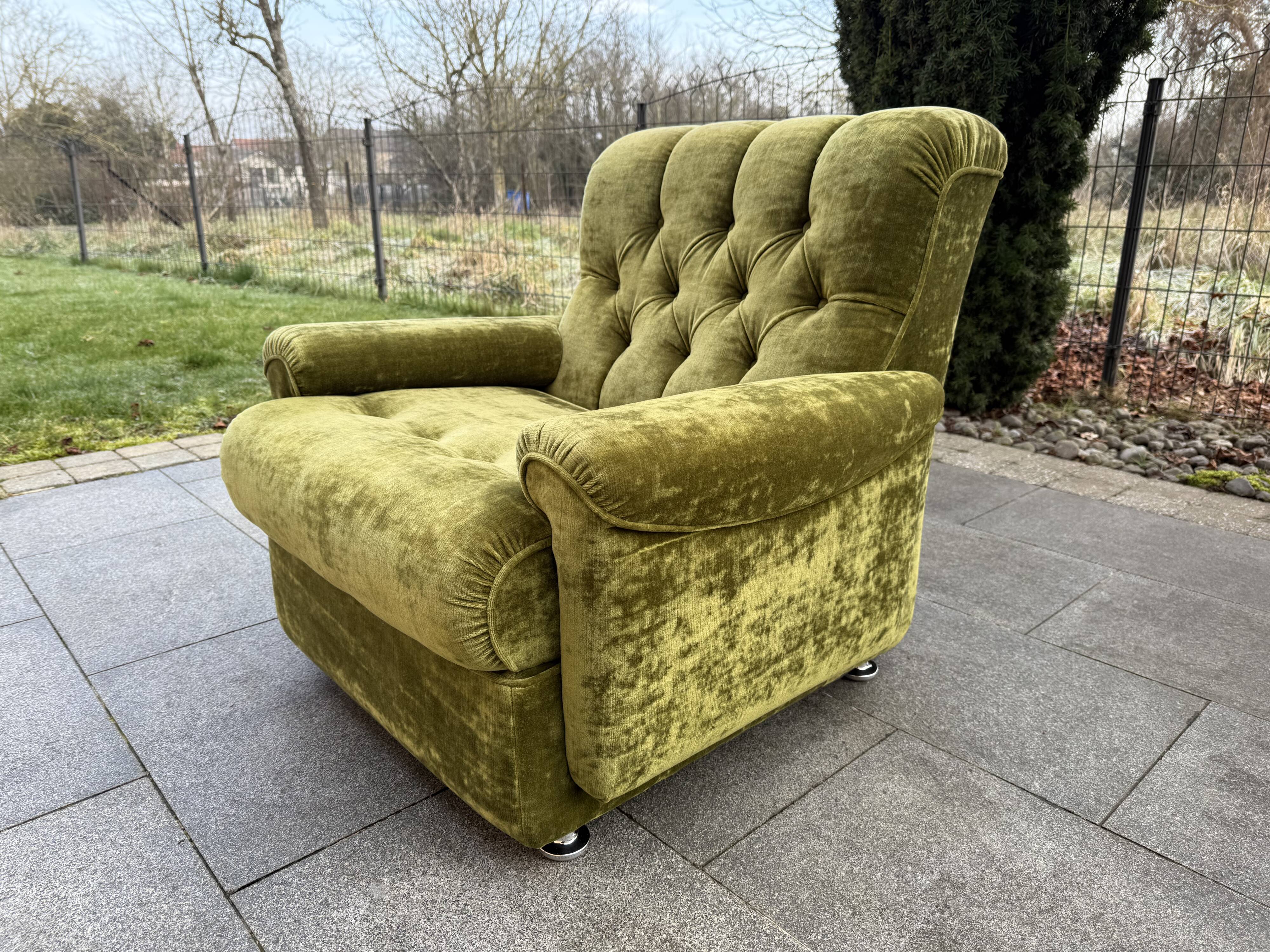 Fauteuil Velours vert année 70