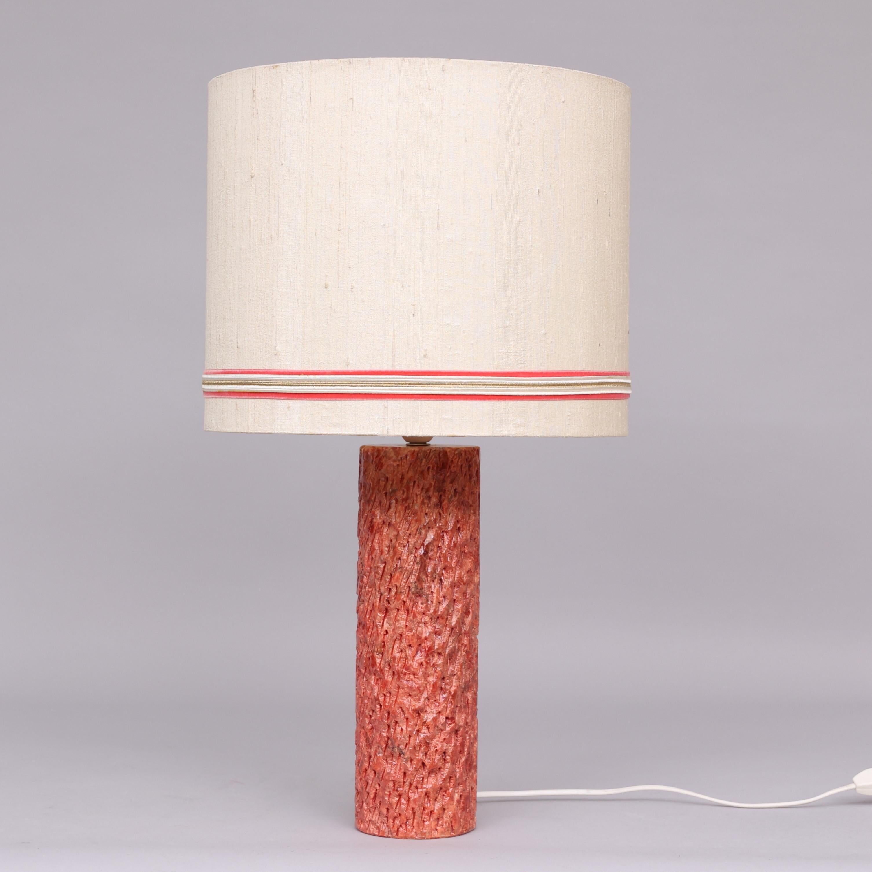 Textured sculpted table lamp Anonymous, Italy, 1950