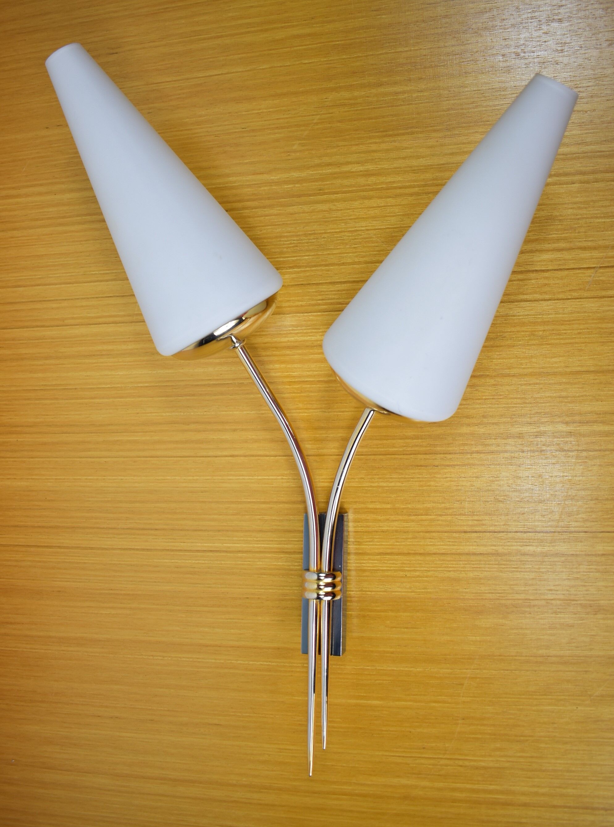 Vintage wall lamp 2 opaline lamp