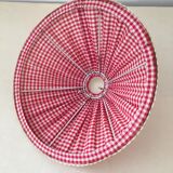Lampshade in furrowed gingham red fabric and trimmings