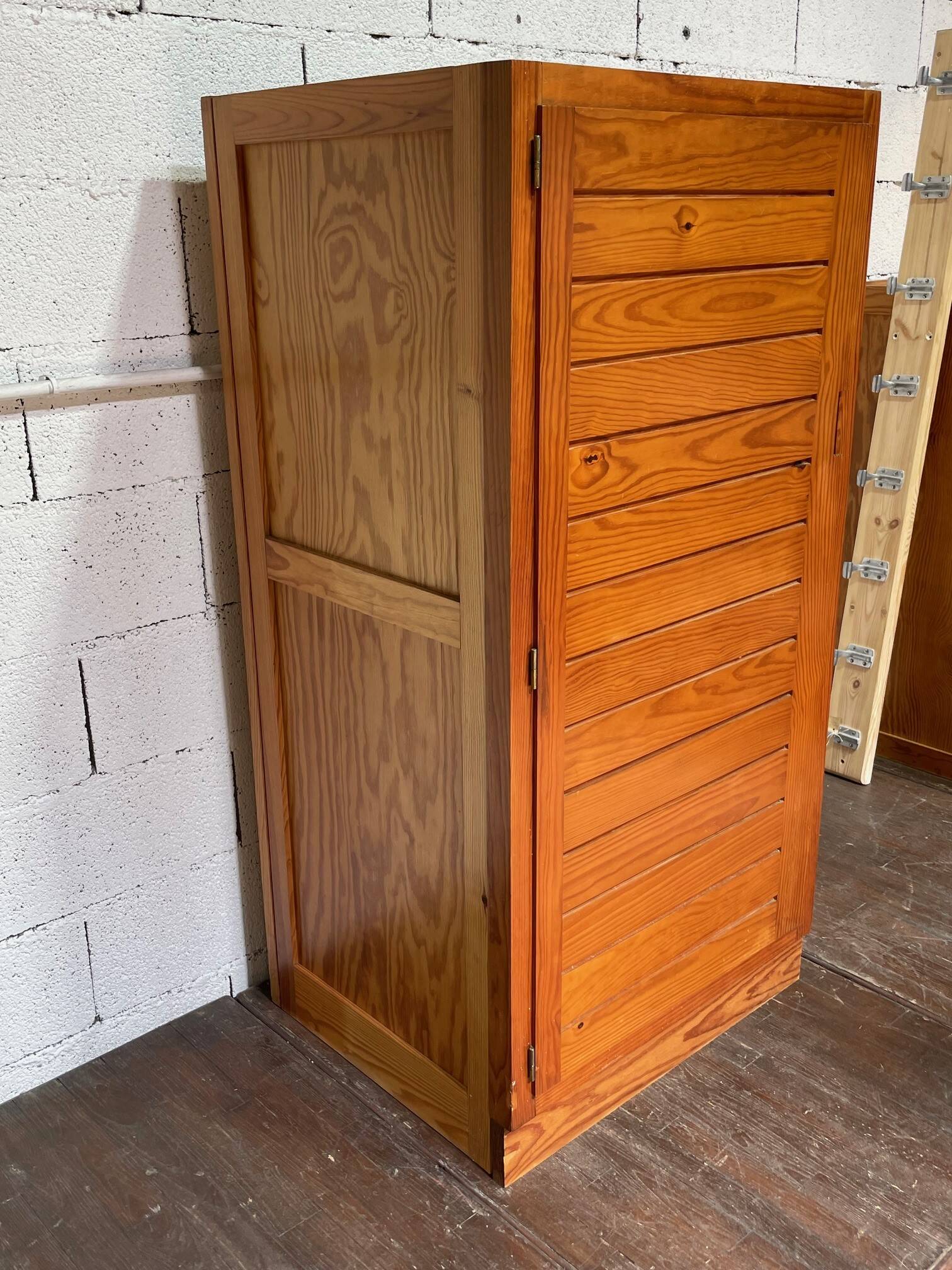 Weekend wardrobe in pine by Pierre Gautier Delaye, vintage 1950s.