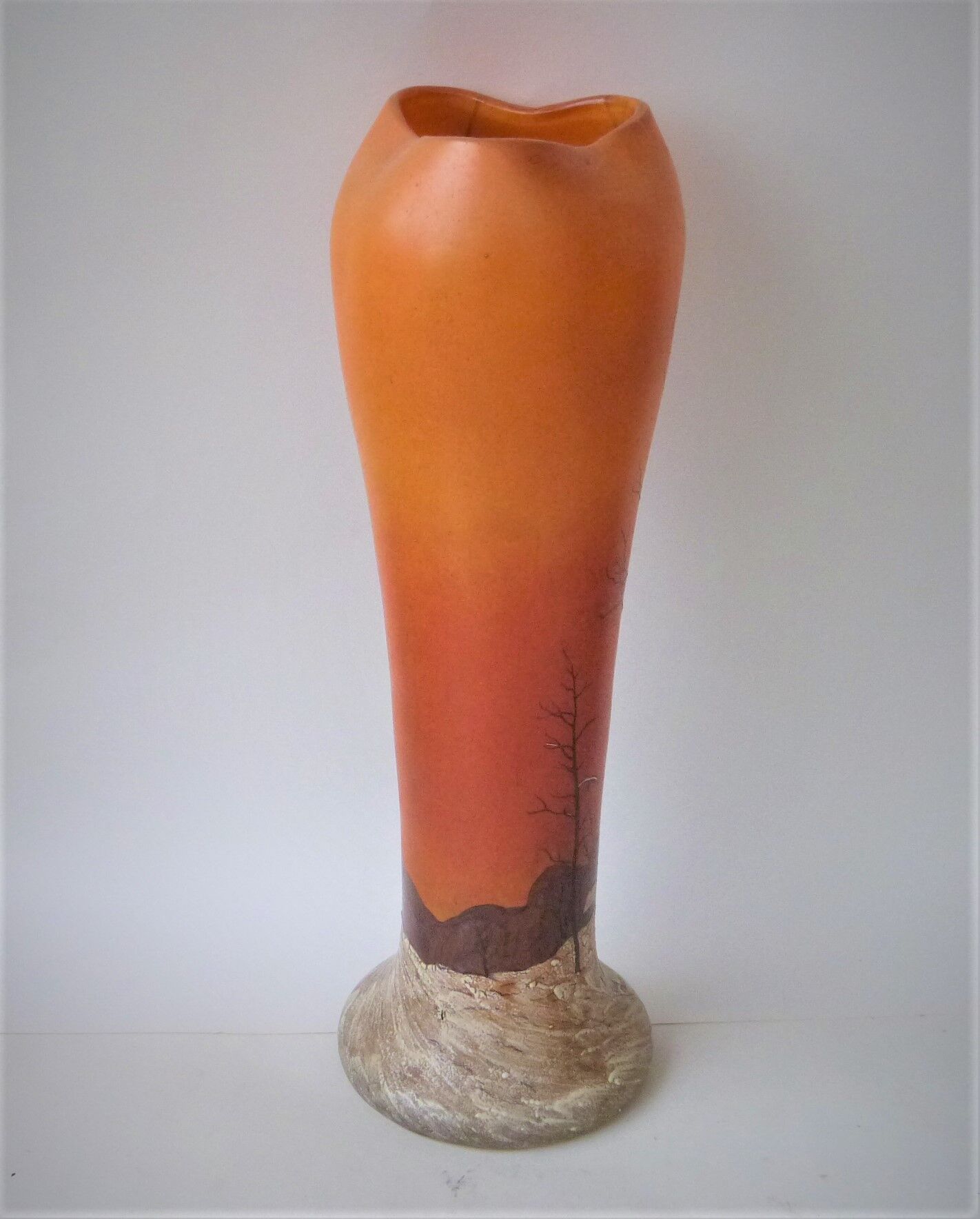 Art nouveau vase Belgrade winter landscape décor