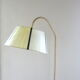 Lampadaire avec tablettes en teck et laiton des années 60