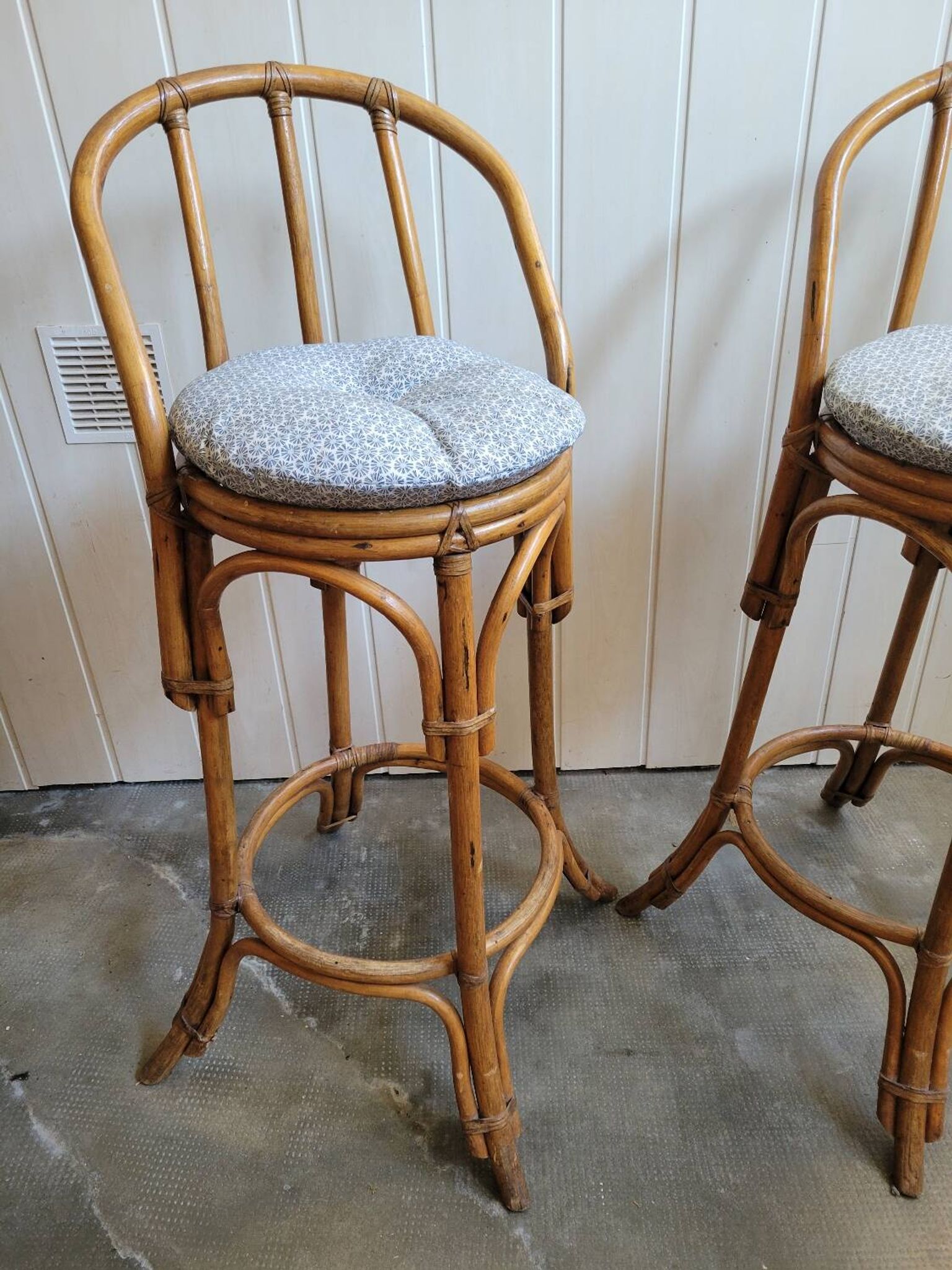 Paire de tabouret de bar en bambou 70's