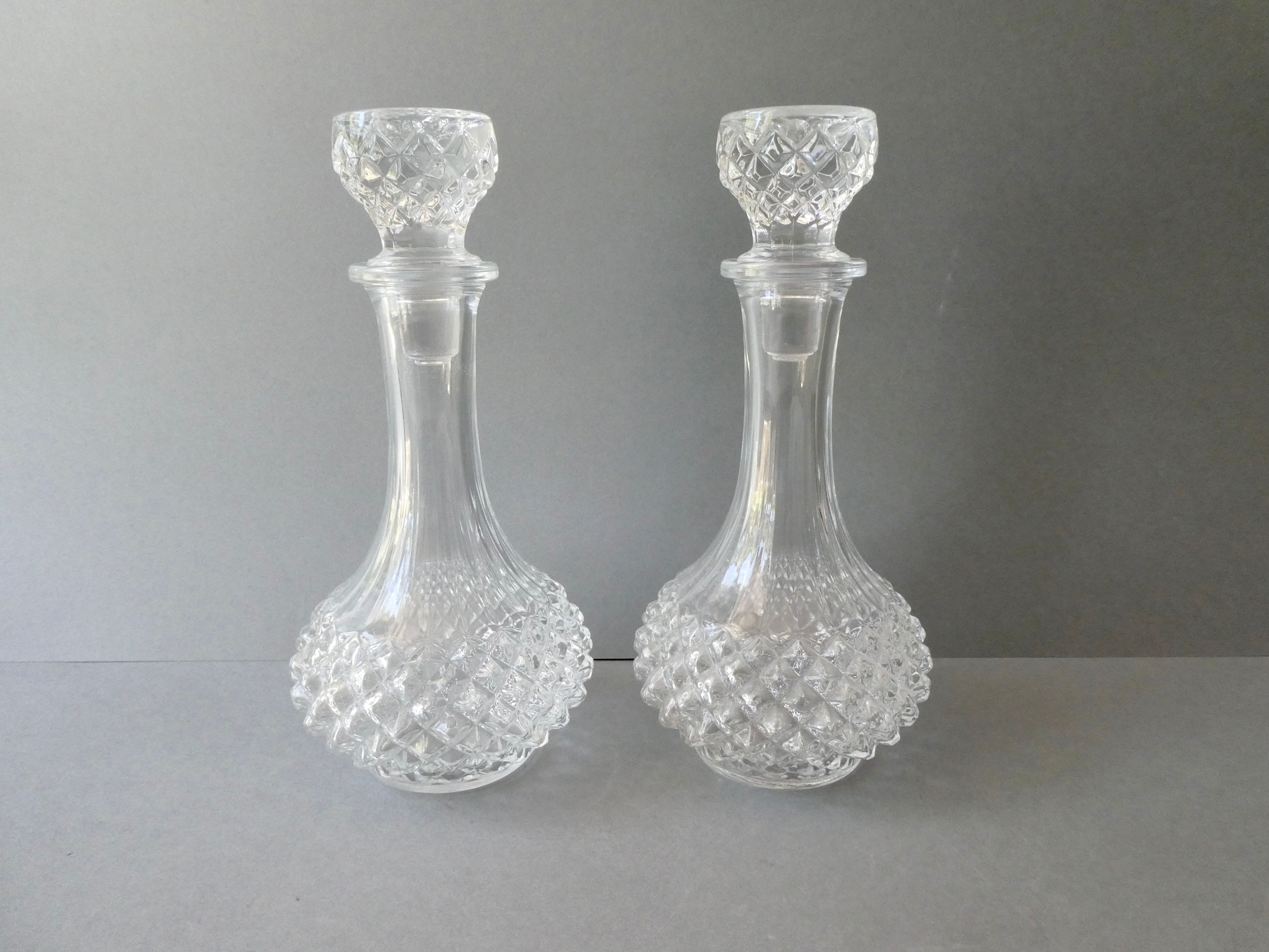 2 wine decanters, Arques crystal, Longchamp model
