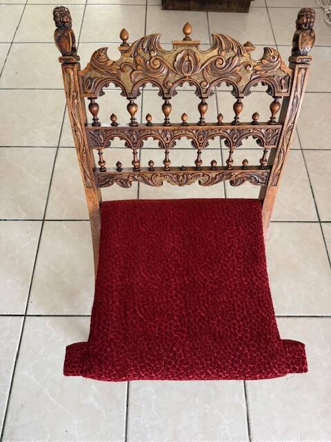 Folding church chair