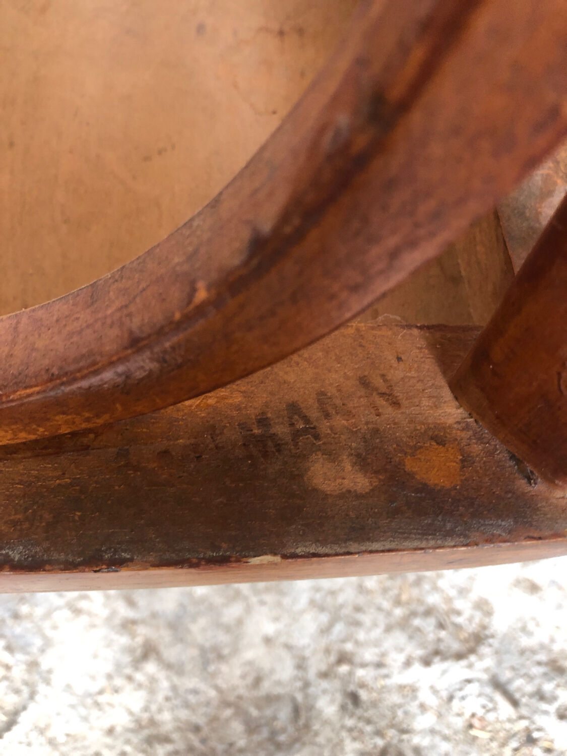 Chaise bistrot en bois clair années 70 vintage