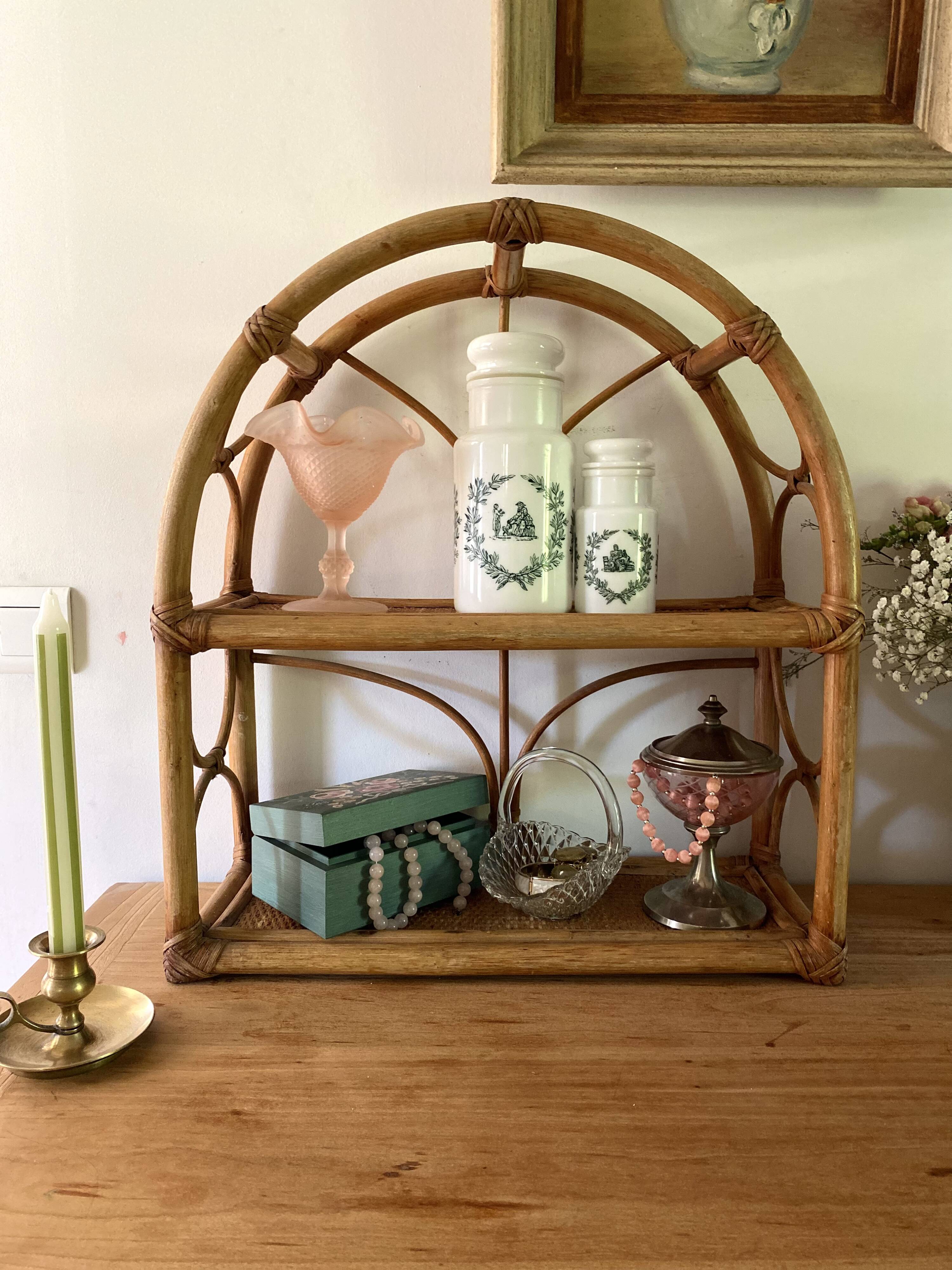 Étagère "Arche" en Rotin & Cannage – Vintage 1970