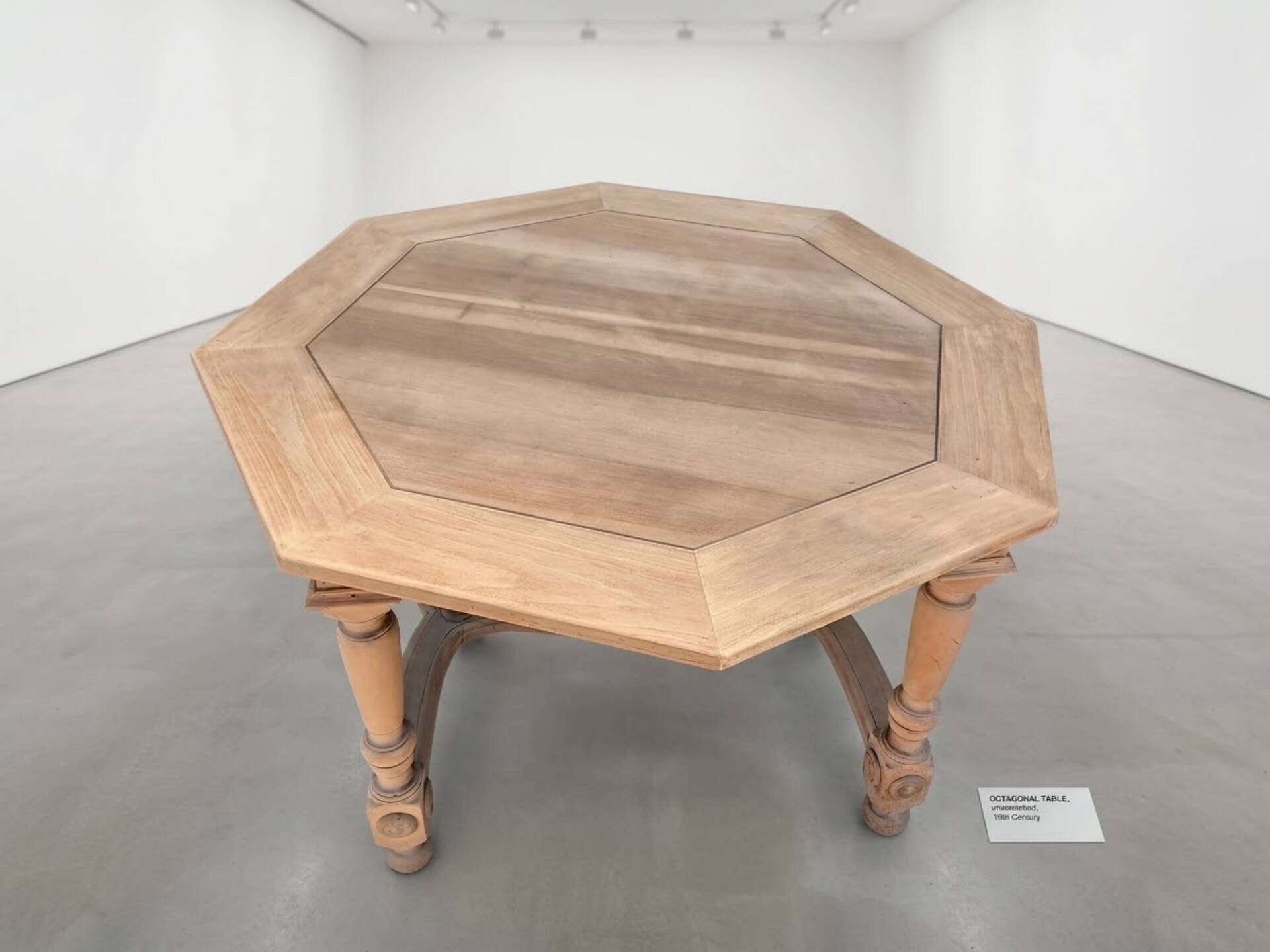 Louis XIII style table, 19th century