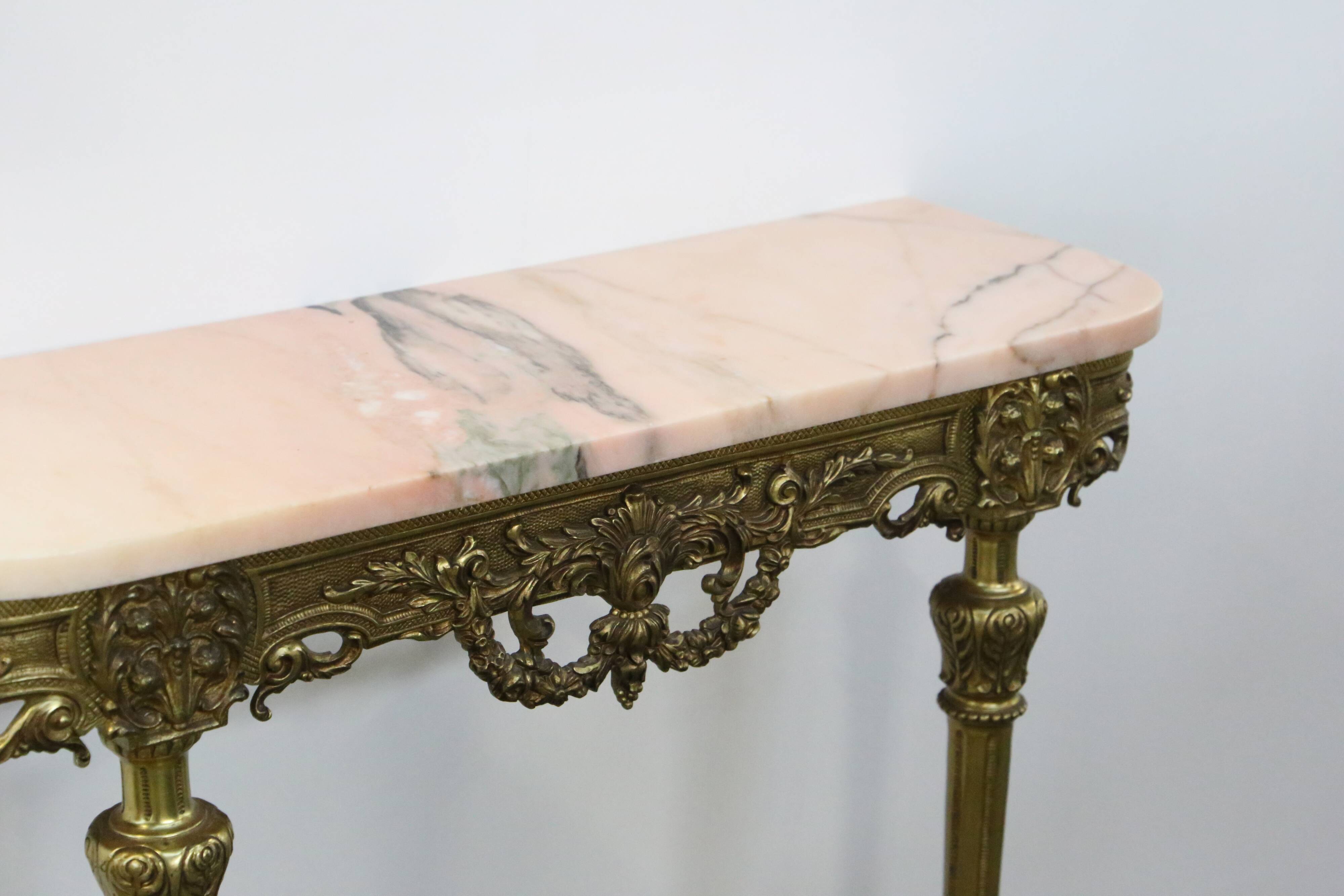 Console in brass and pink alabaster