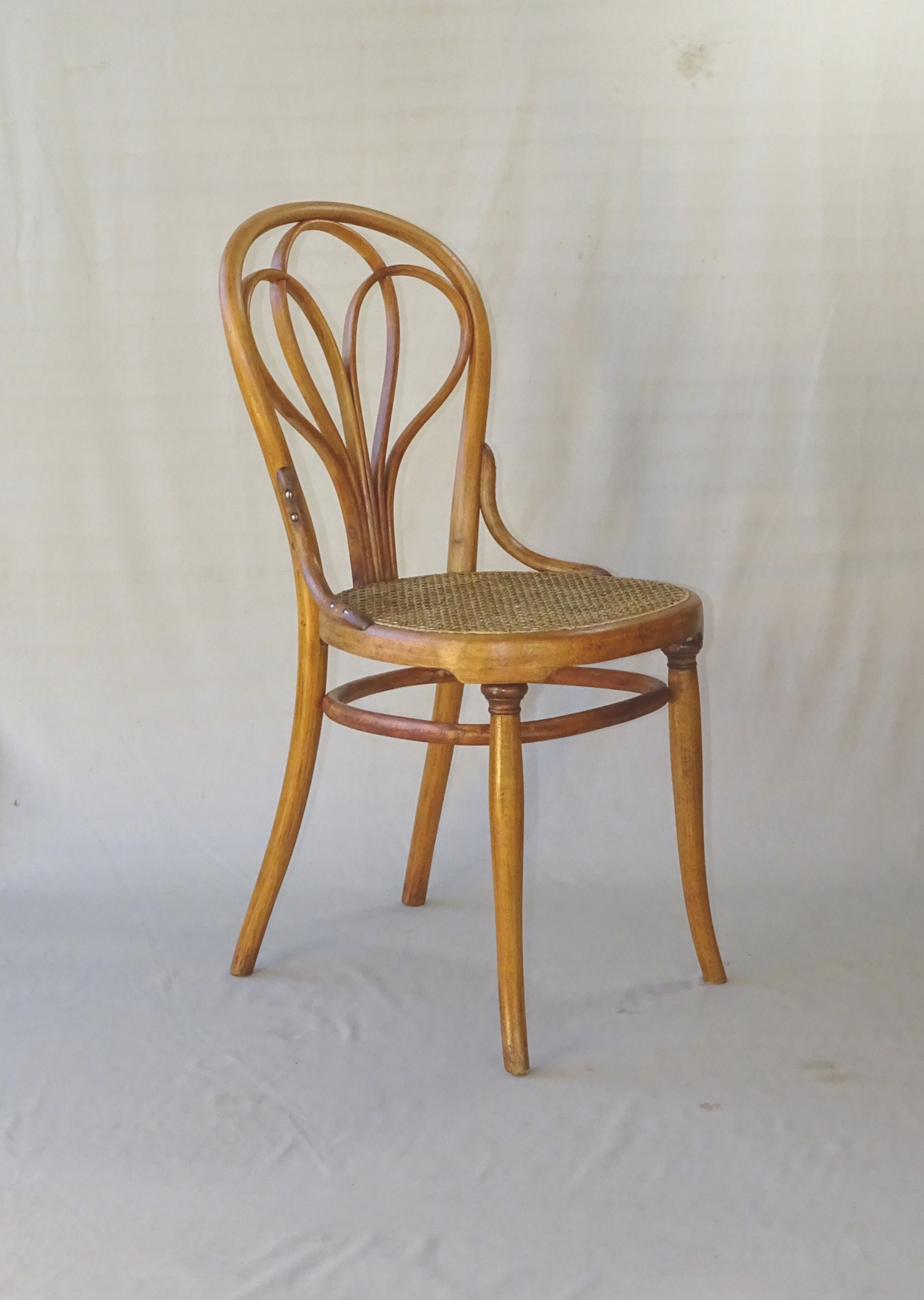 Bistrot de Vienne, chair Thonet N°25 Ca, 1880
