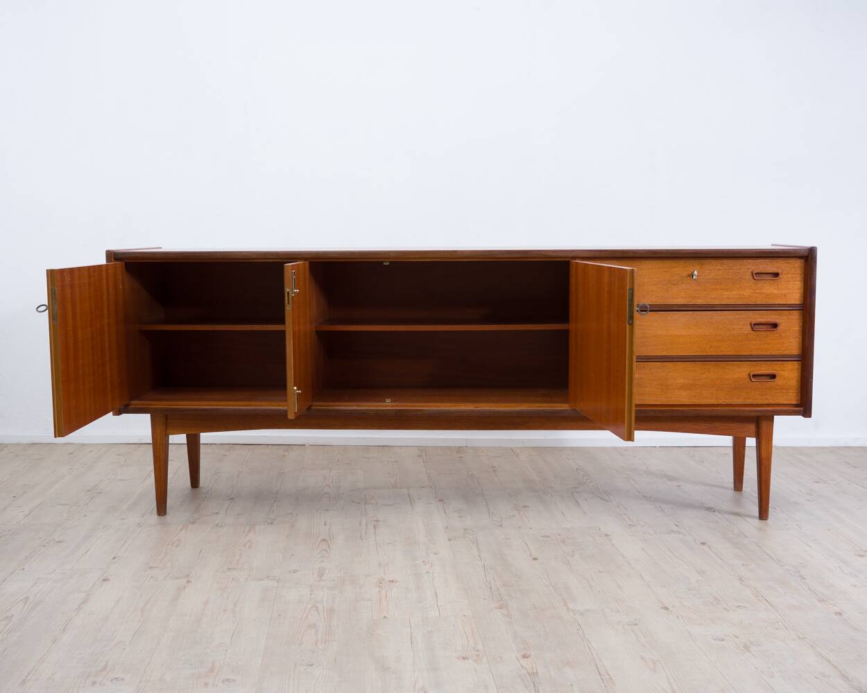 Scandinavian design teak sideboard, manufacturer Bartels.