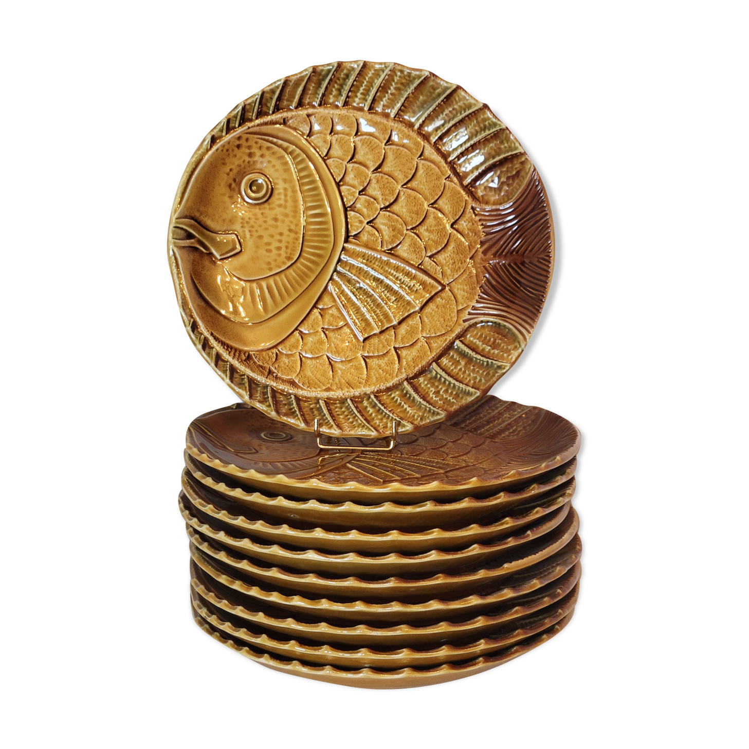 10 flat plates fish décor in vintage Sarreguemines slip