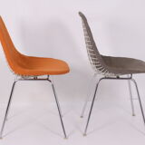 Pair of DKX 1 Wire Chairs by Charles & Ray Eames, Herman Miller, 1952