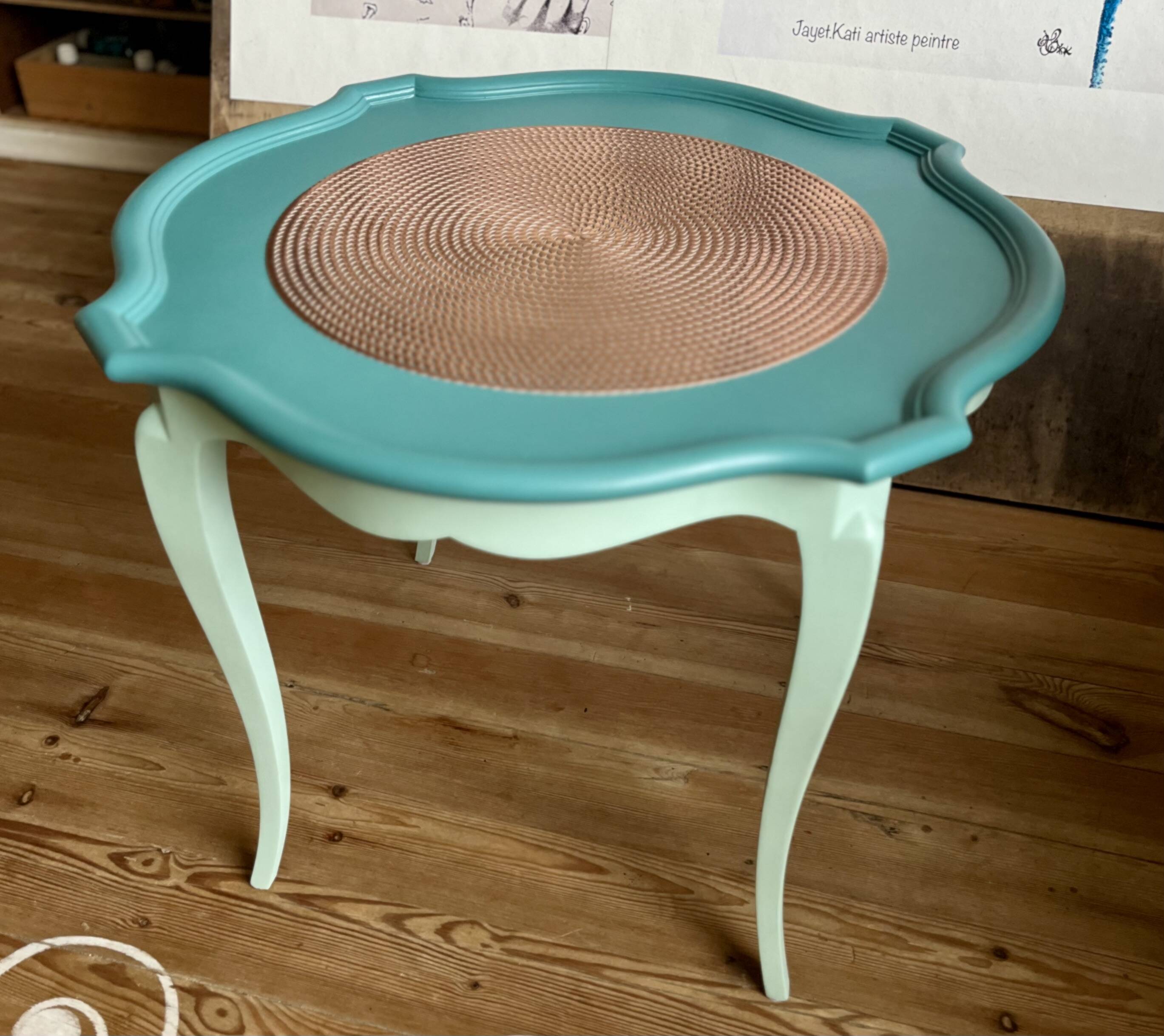 Vintage coffee table revamped – eucalyptus & cactus tones