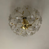 Ceiling chandelier with flowers