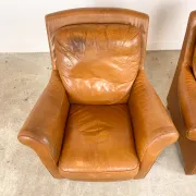 Ensemble de 2 fauteuils en cuir cognac vintage