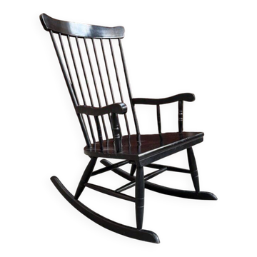 Rocking chair scandinave