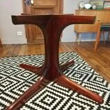 Scandinavian design extendable round table