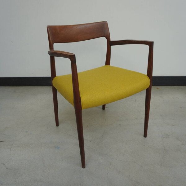 Fauteuil en teck par Niels Otto Moller pour J. L. Mollers, modèle n° 57, années 1960.