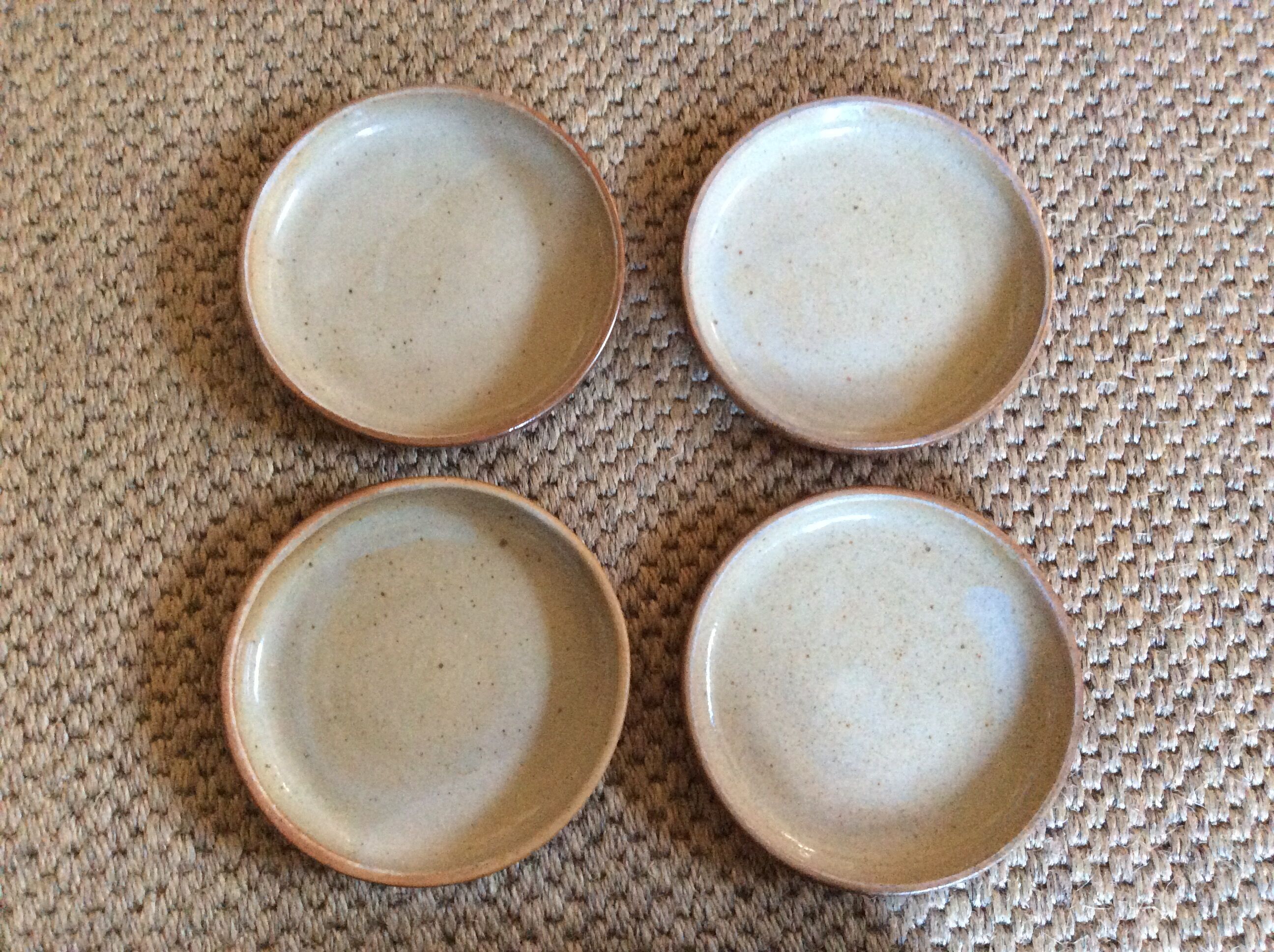 Series of 4 stoneware plates