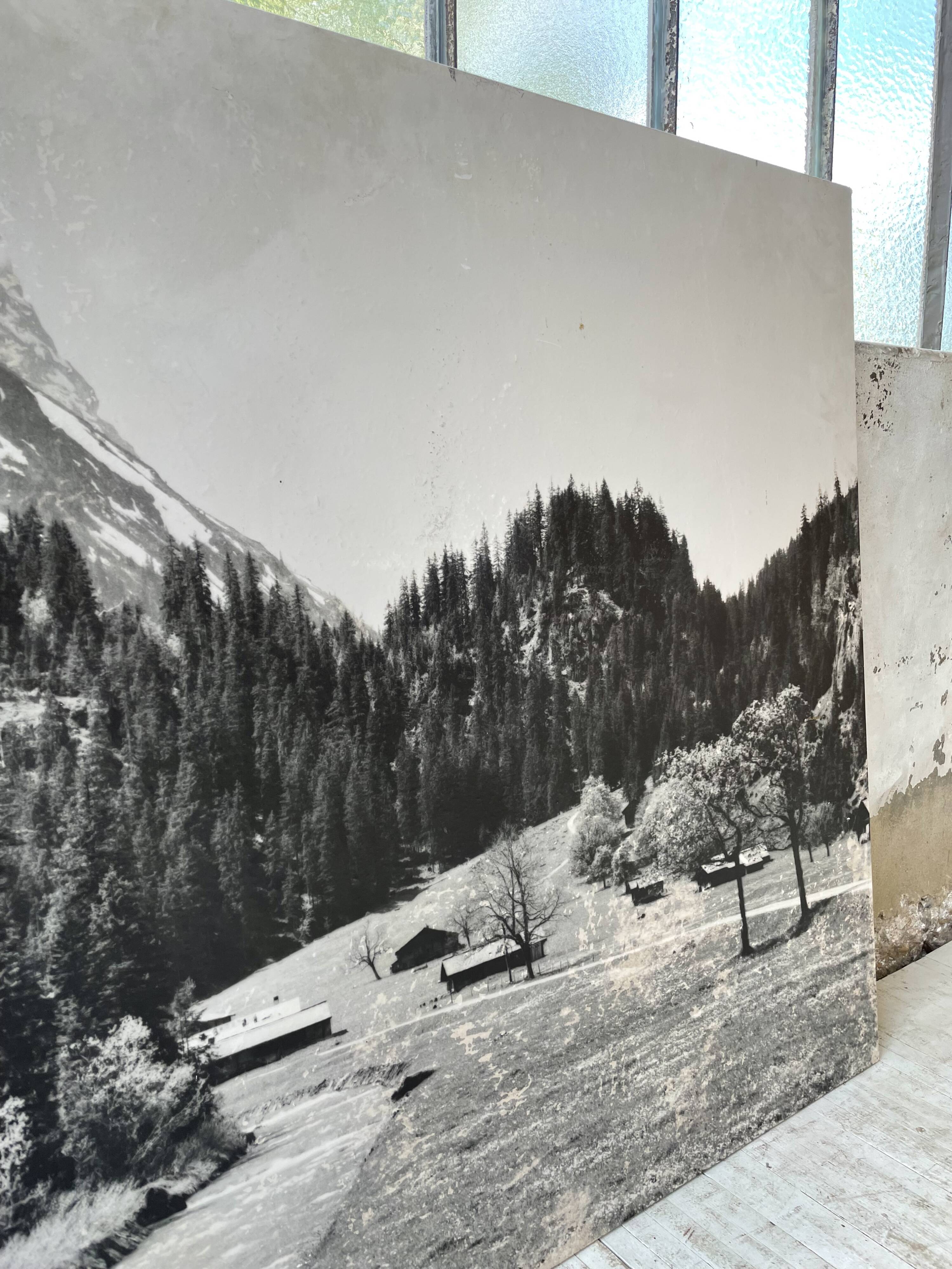 Old XXL black and white mountain photography