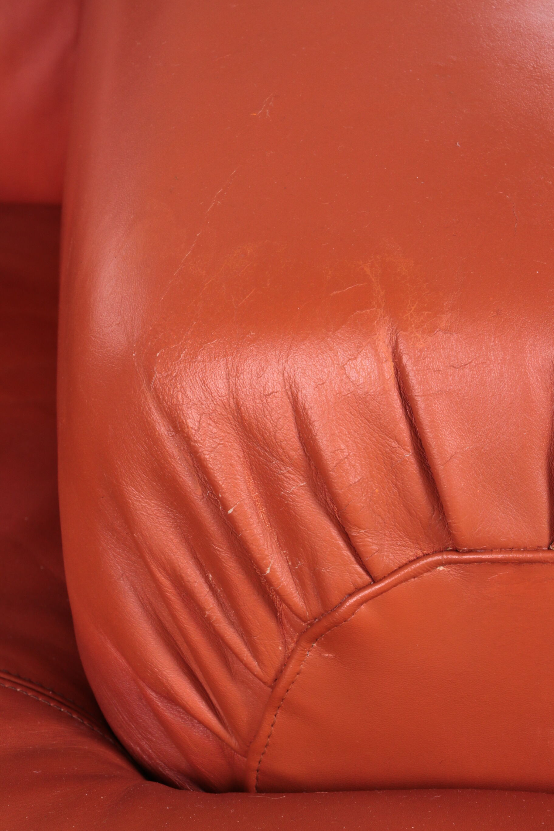 Bold Italian Lounge chair set made of leather, 1970