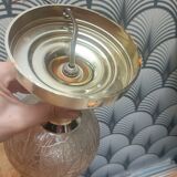 Applique avec globe en verre moulé ambré