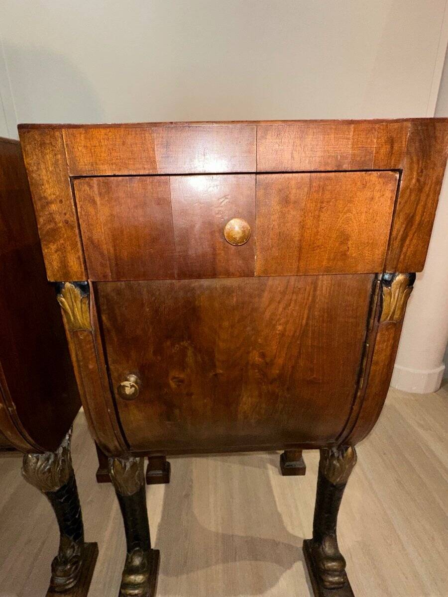 Pair of bedside cabinets