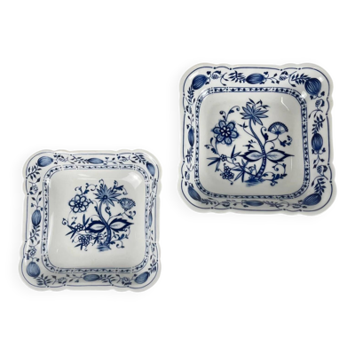Paire de plats carrés en porcelaine Blue Onion Kahla, Allemagne de l’Est, 1960–1980