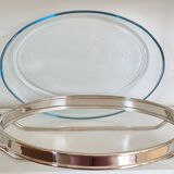 Oval Pyrex gratin dish, silver-plated metal stand.
