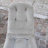 3 rotating vintage armchairs