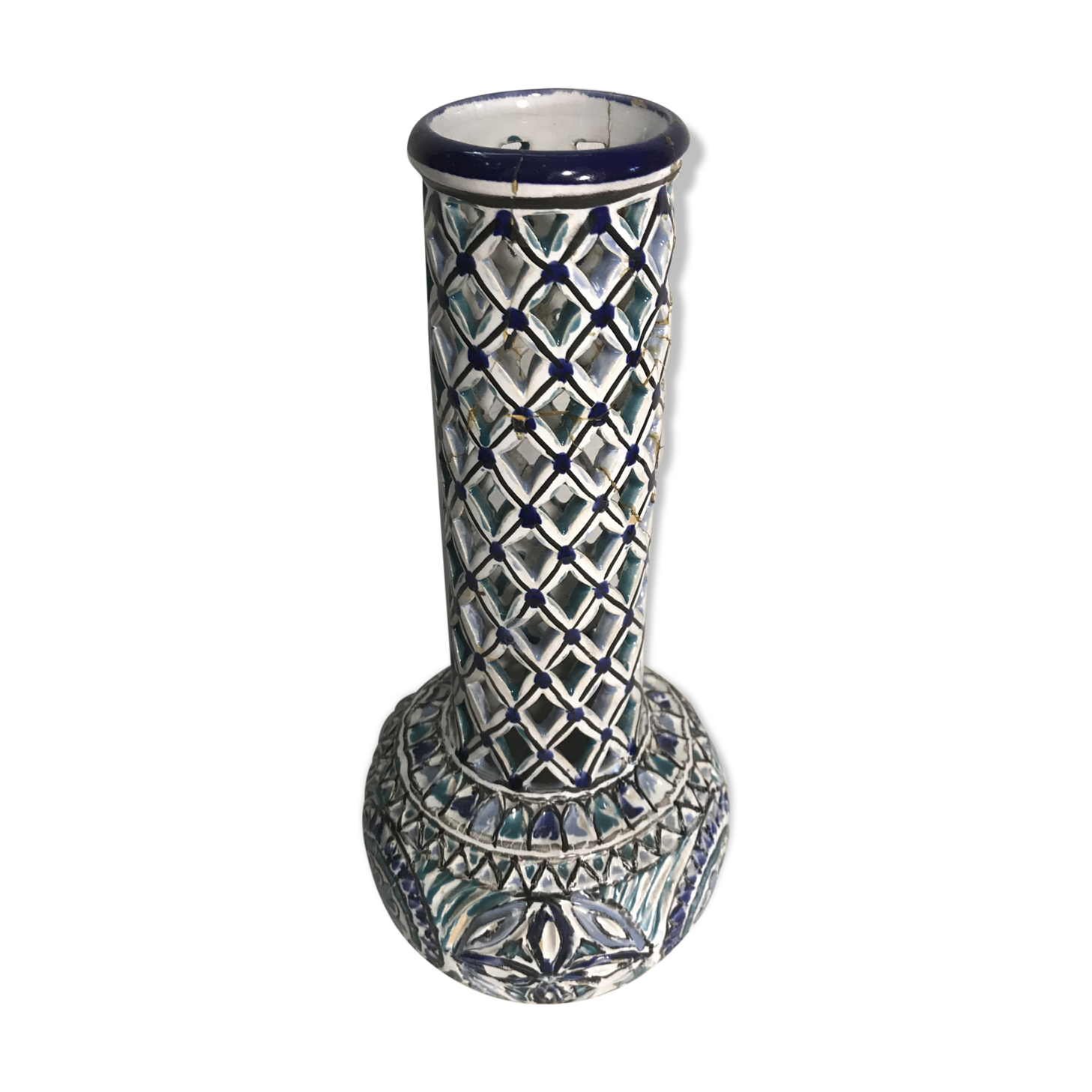 Former openwork vase painted glazed ceramics decoration vintage