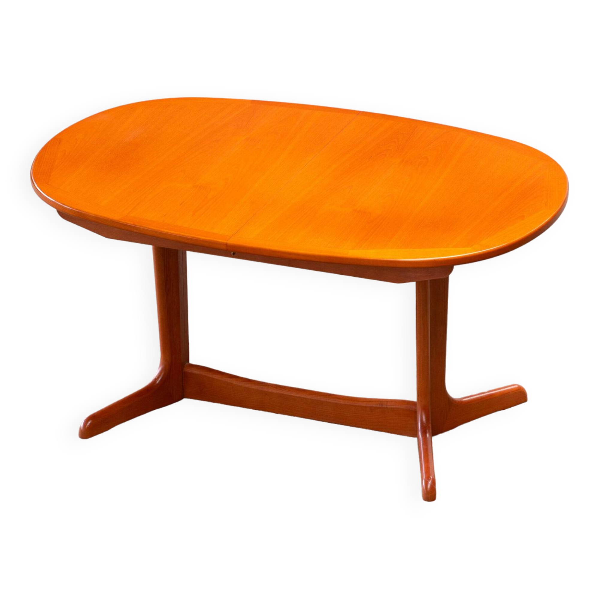 Scandinavian table