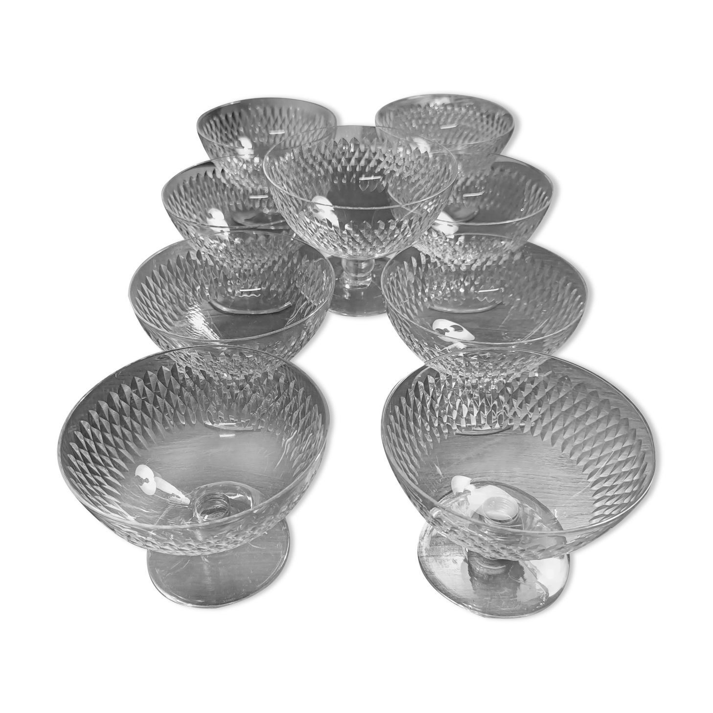 9 glasses of baccarat champagne 20s