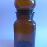 Brown apothecary pot