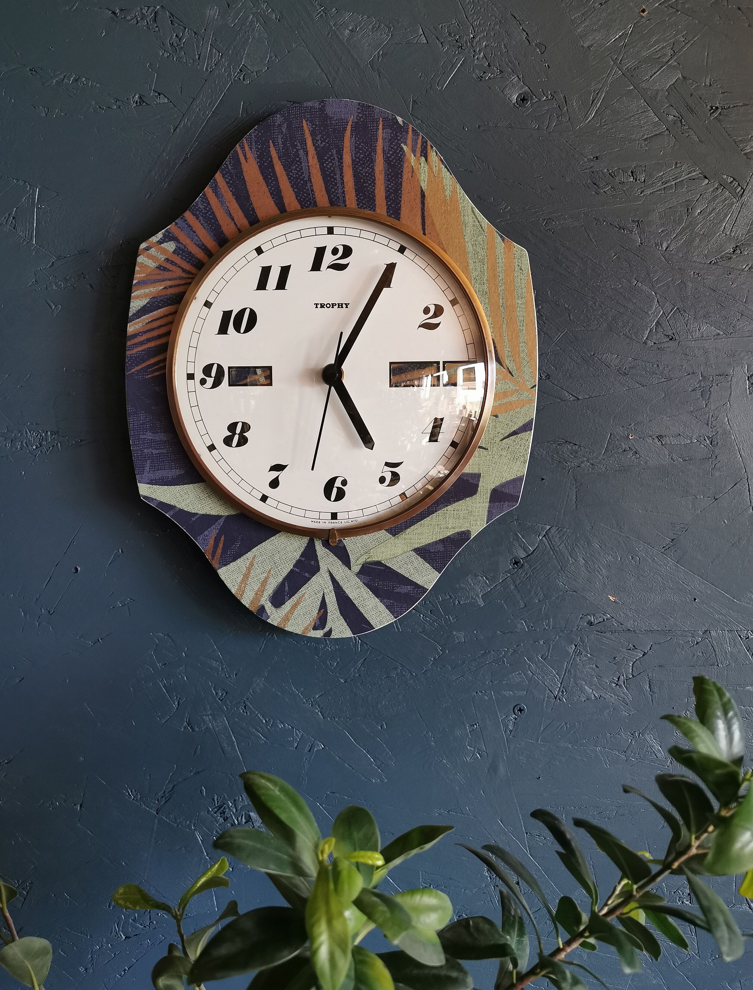 Vertical silent vintage wall pendulum clock "Trophy blue green golden"