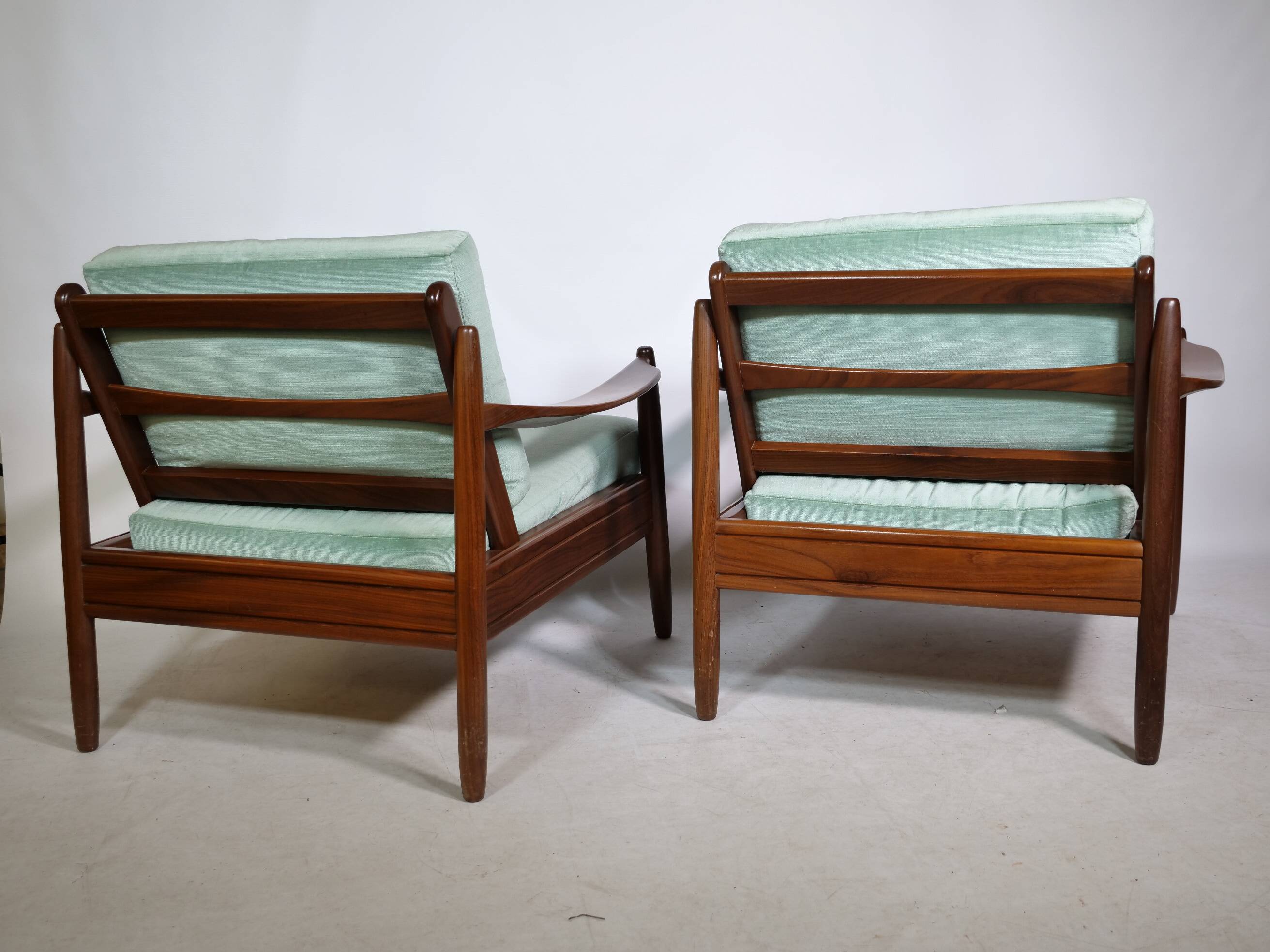 Mid-Century Design Teak Lounge Chairs from Denmark, Set of 2, 1960s