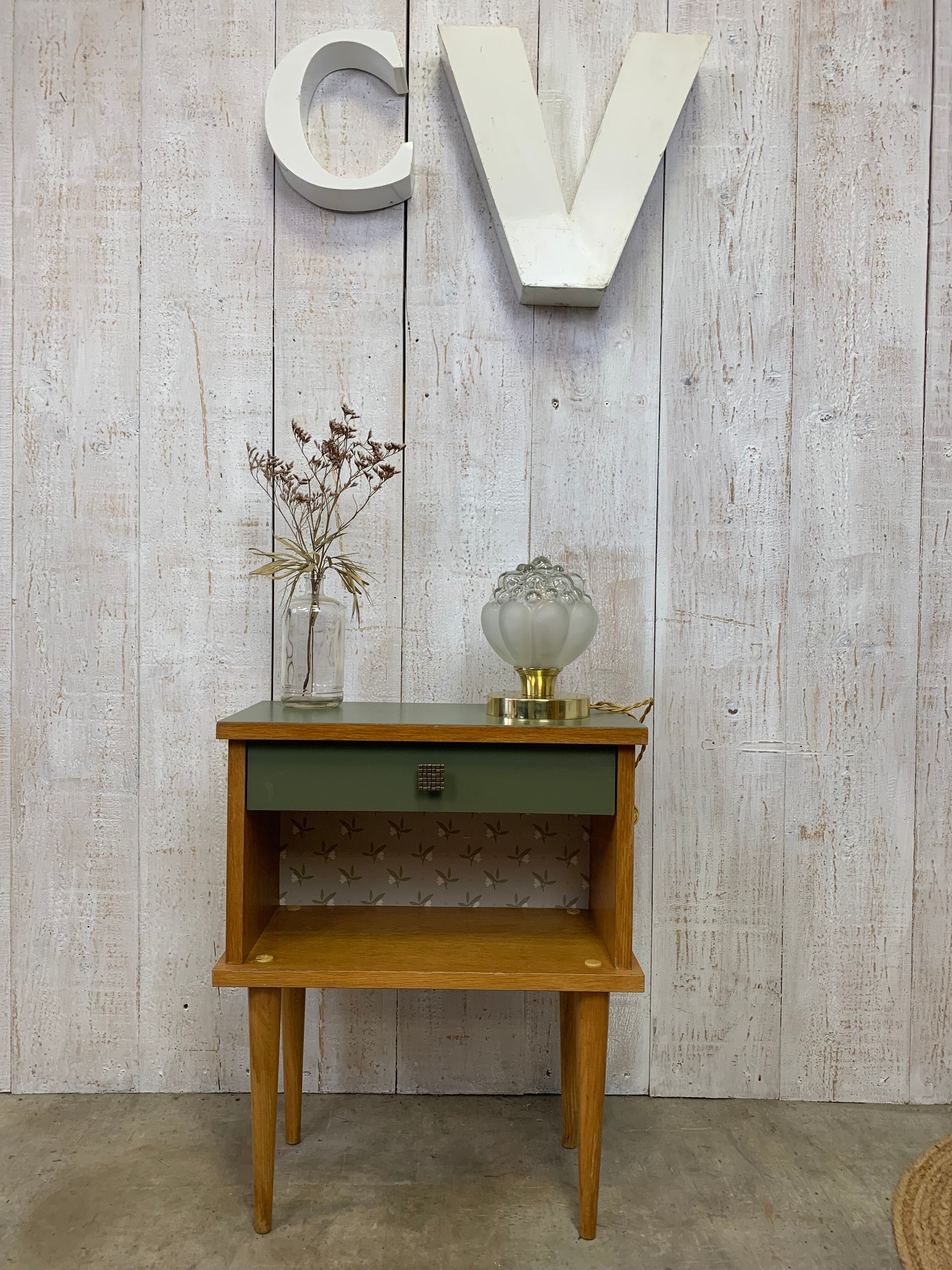 Bedside with tapered feet