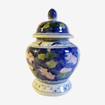 Pot en céramique bleue avec couvercle
