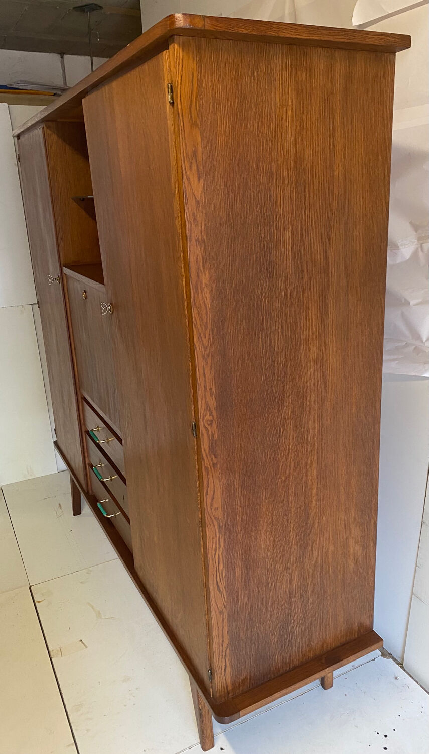 Vintage wardrobe feet compass from 1961