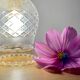 Baladeuse tulipe vintage en verre ciselé