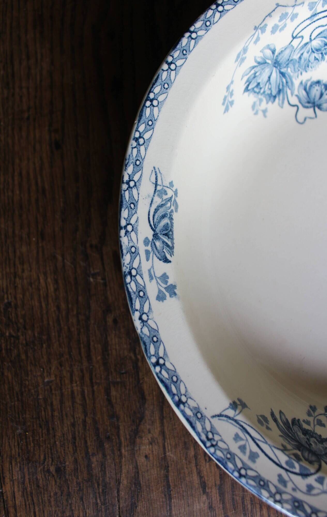 Plat rond creux Terre de fer Bleu Royat Sarreguemines