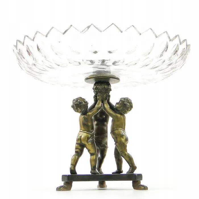 R8X Large figurative platter with cherubs in Art Nouveau style