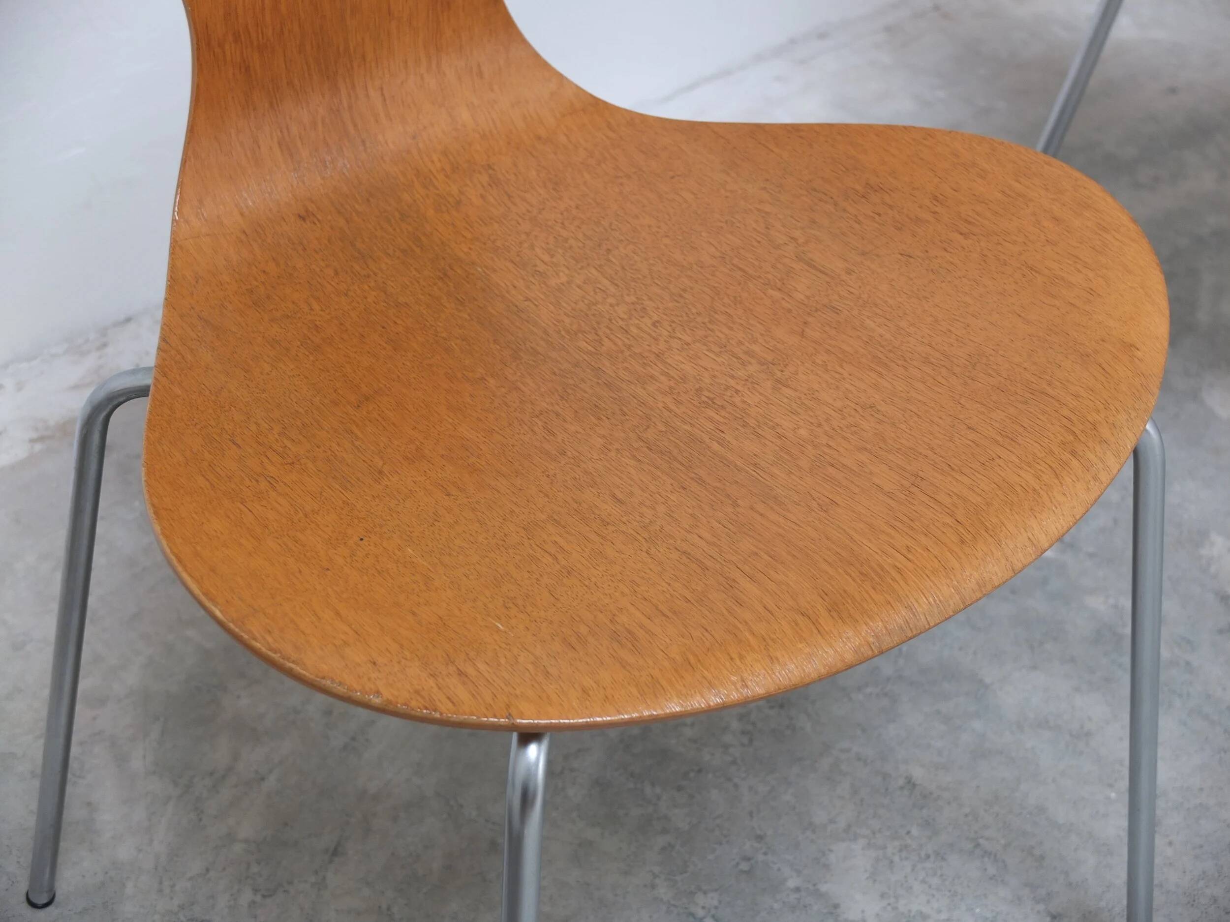 1st edition set of 4 'Lily' chairs in oak by Arne Jacobsen for Fritz Hansen, 1969