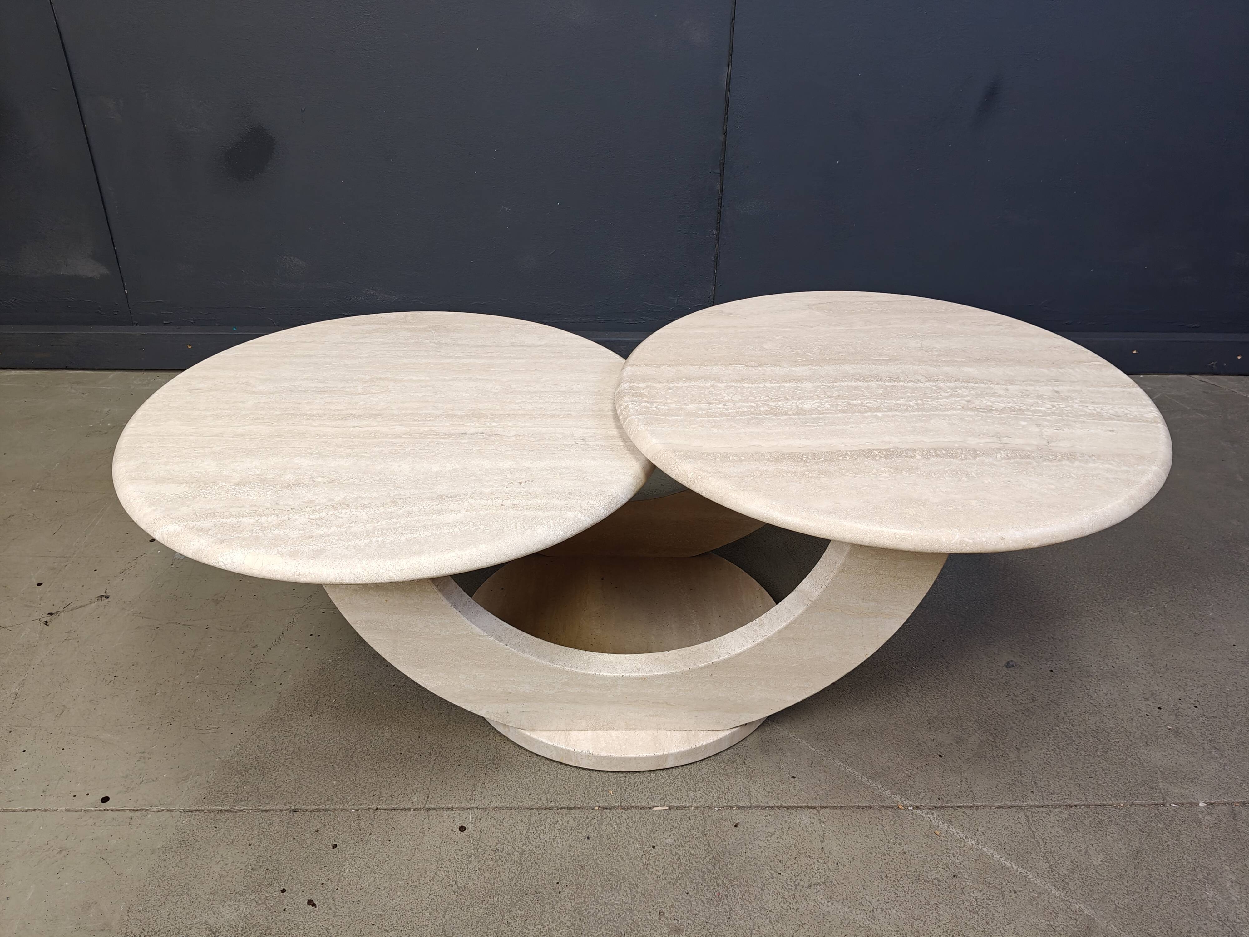 Table basse vintage à deux niveaux en travertin, années 1970