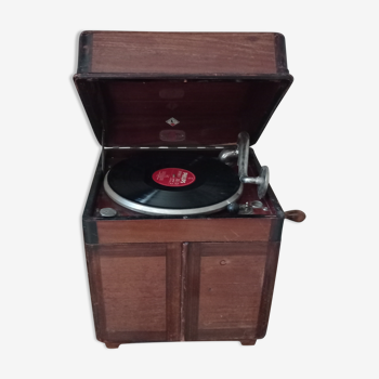 Phonographe tourne disque