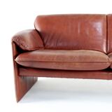 Leolux Bora Bora 2 seater sofa + footstool