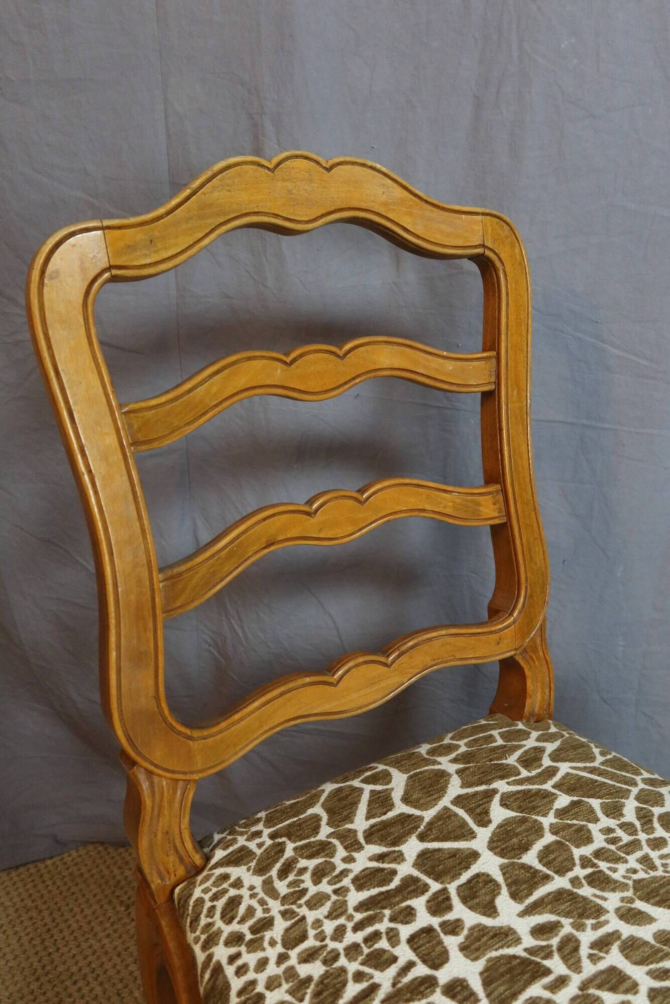 CHAIRS IN LOUIS XV STYLE